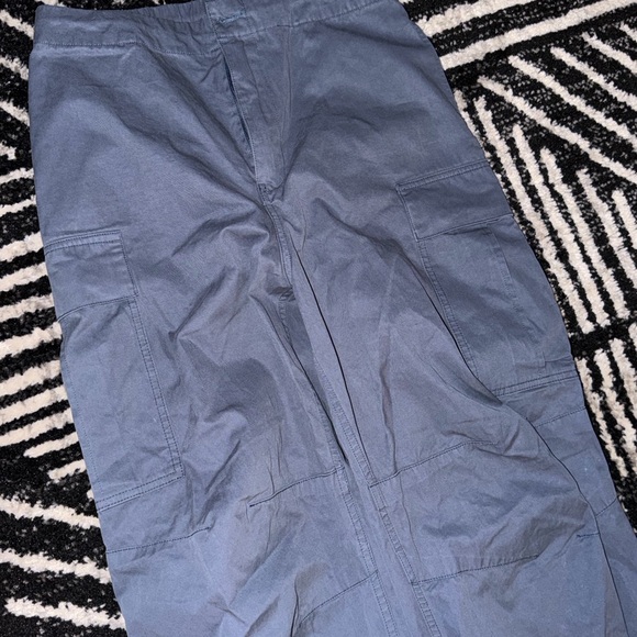 SKIMS Outdoor Woven Wide Leg Pant Indigo - Picture 4 of 7